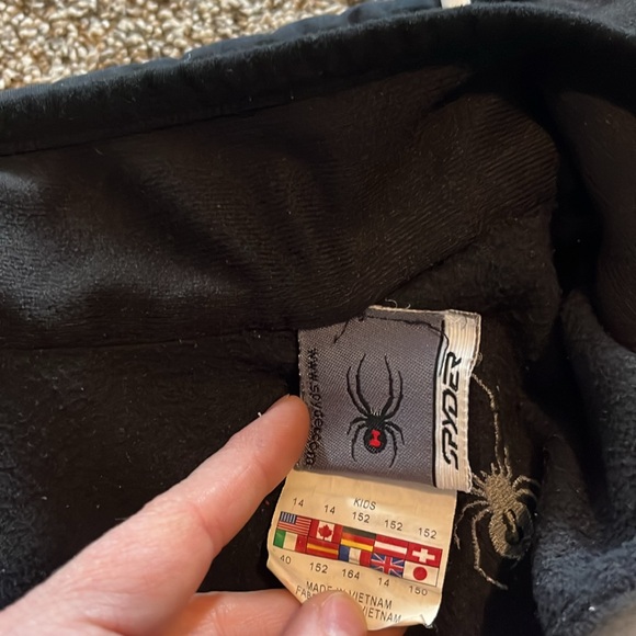 Spyder Coat 2-Piece Set. Boys Size 14 - Picture 10 of 11